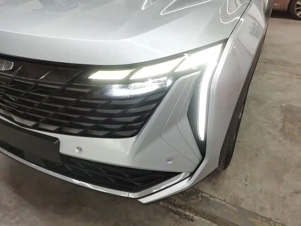 Geely Boyue L — миниатюра 24