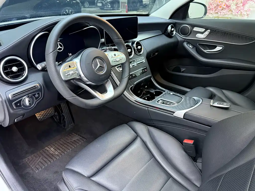 Mercedes-Benz C-Class — миниатюра 18