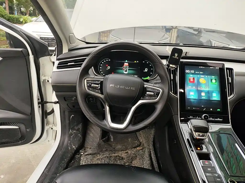 Roewe i6 MAX New Energy — миниатюра 11