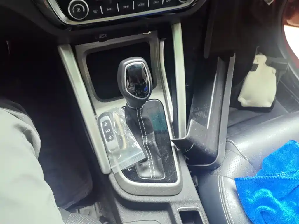 Geely Vision X3 — миниатюра 14
