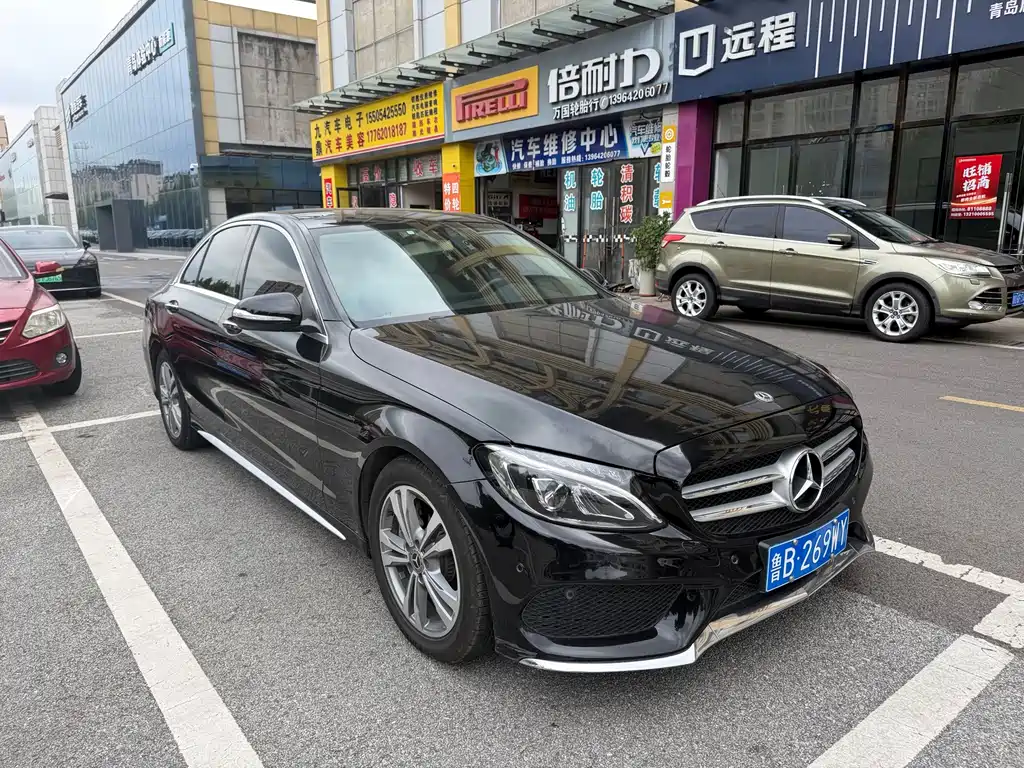 Mercedes-Benz C-Class — миниатюра 3