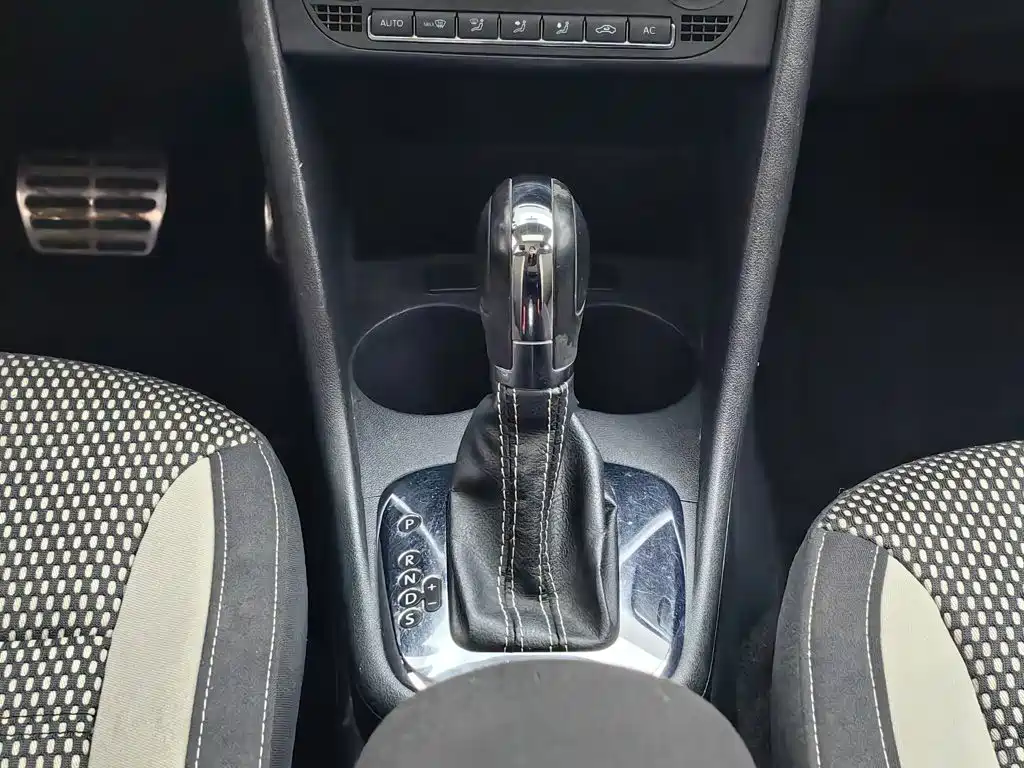Volkswagen Polo — миниатюра 13