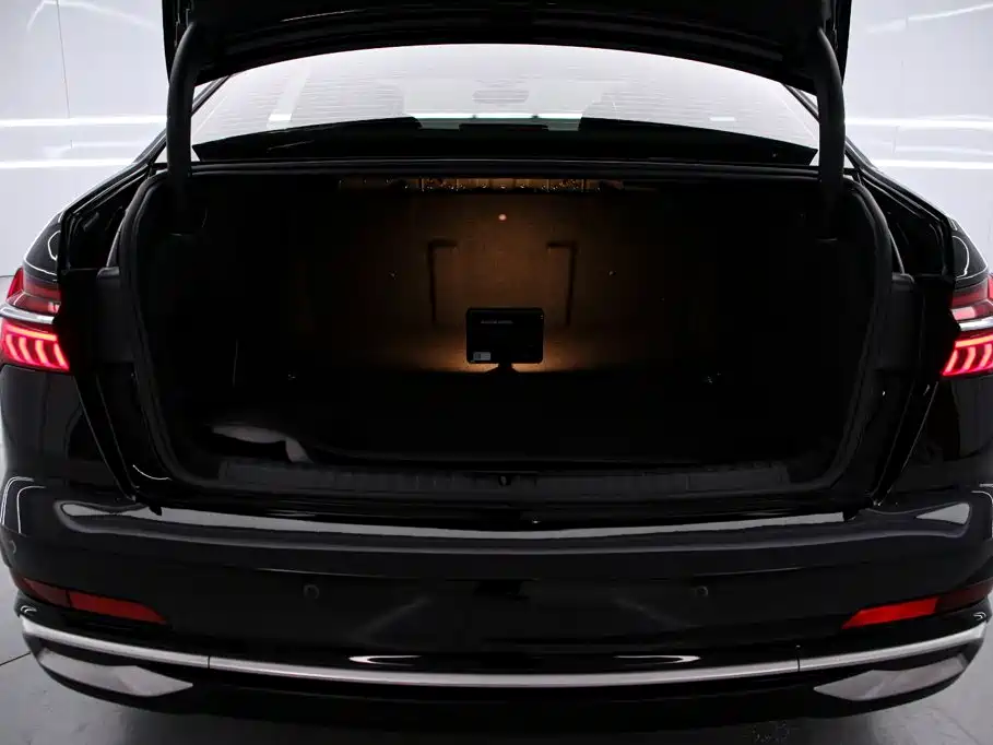 Audi A6L — миниатюра 18