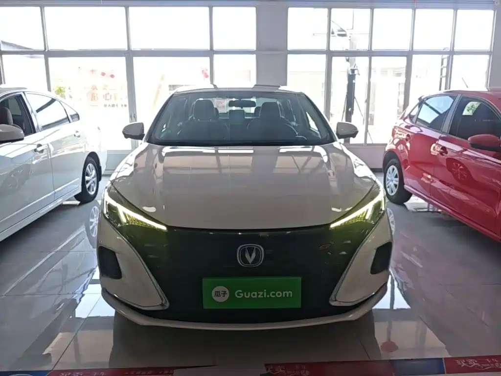 Changan Eado — миниатюра 3