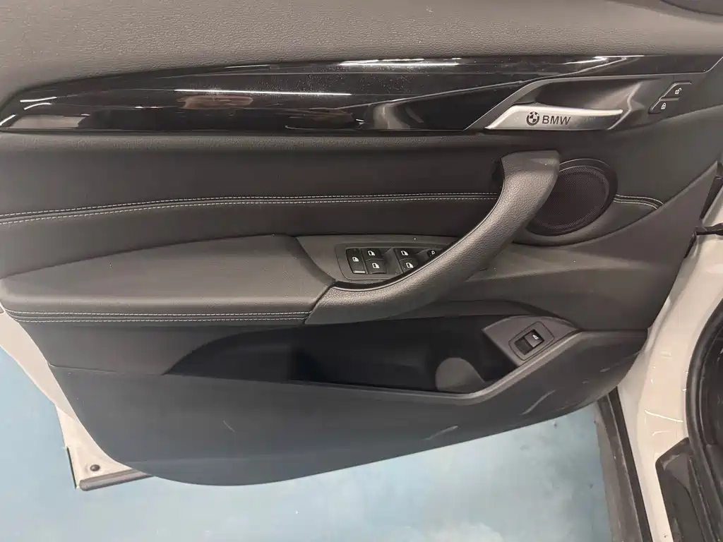BMW X1 — миниатюра 17