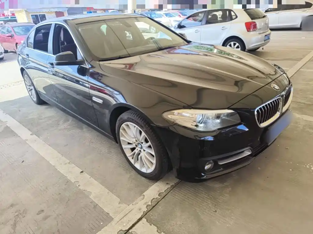 BMW 5 Series — миниатюра 4