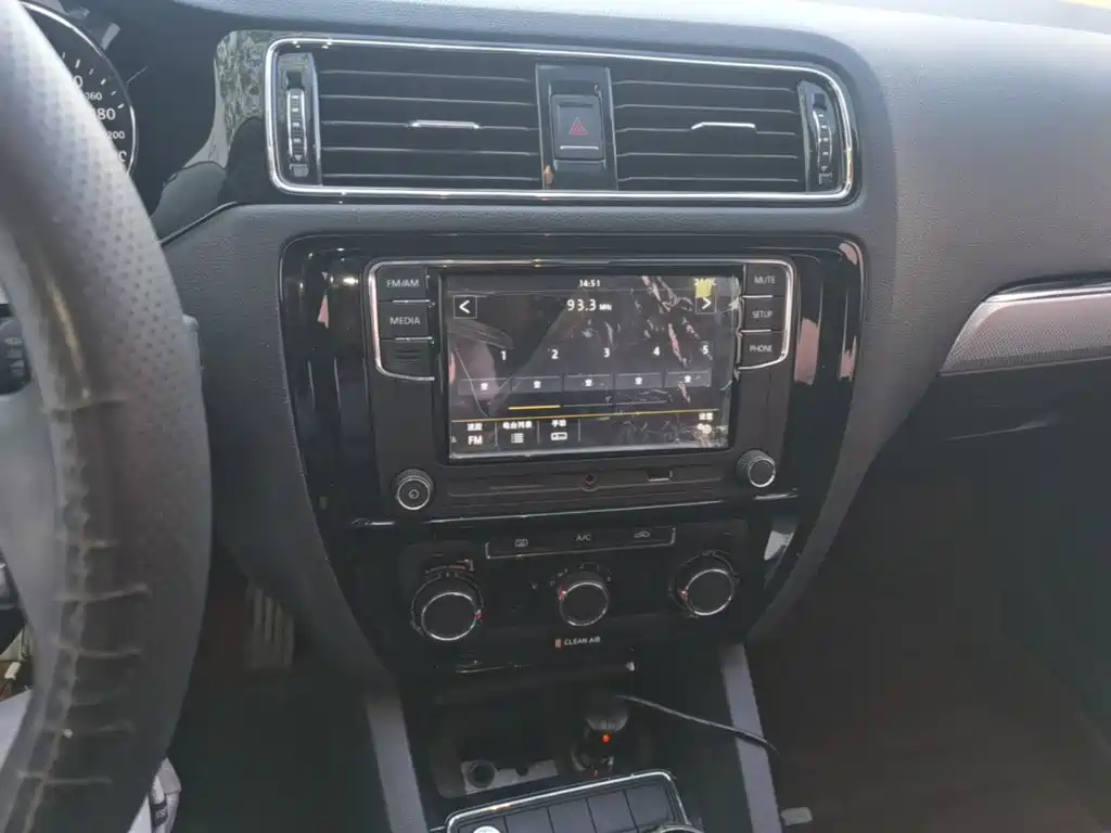 Volkswagen Sagitar — миниатюра 13