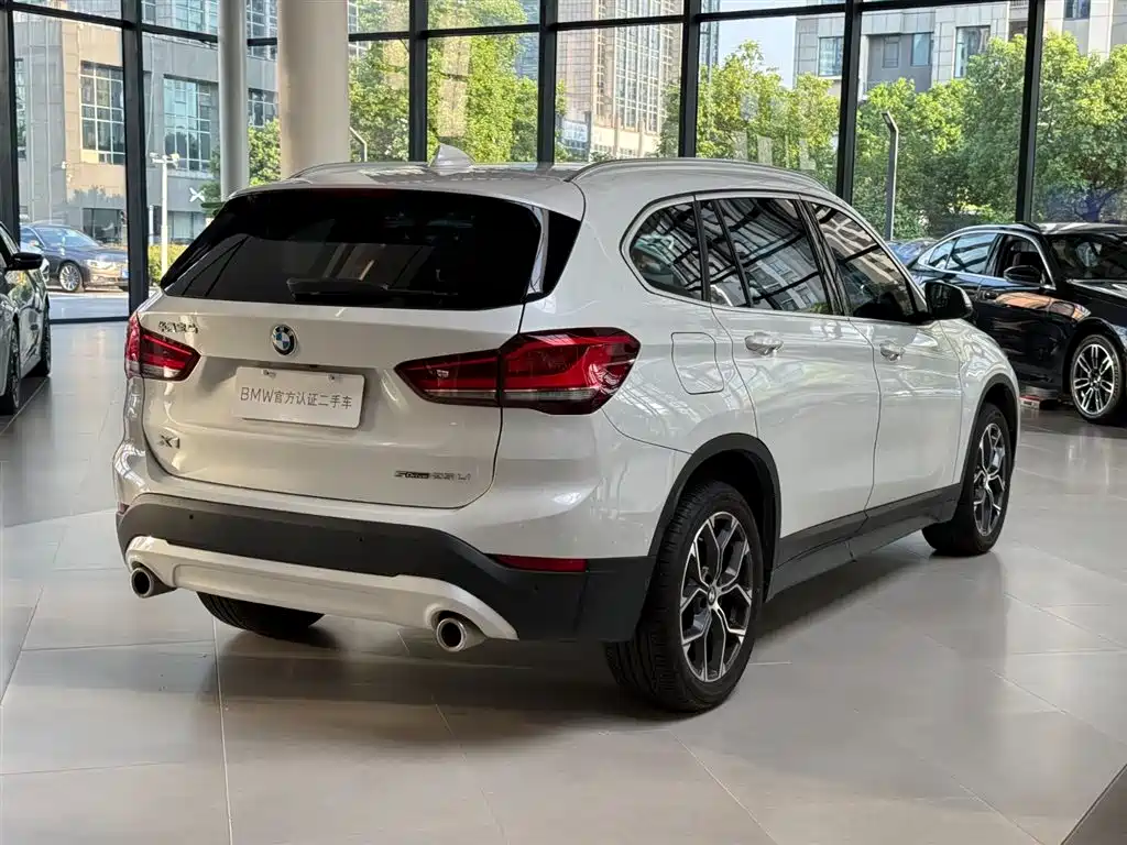 BMW X1 — миниатюра 4