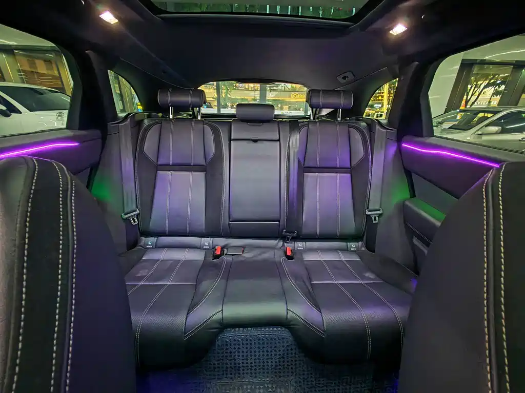 Land Rover Velar — миниатюра 22