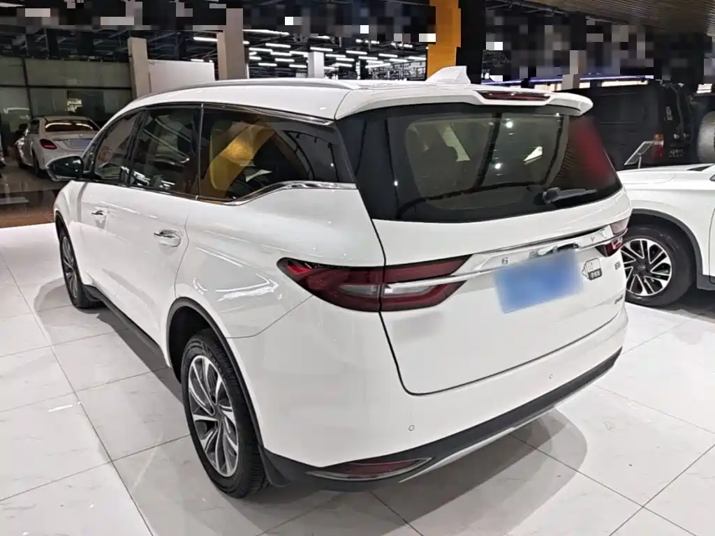 Geely Jia Ji — миниатюра 5