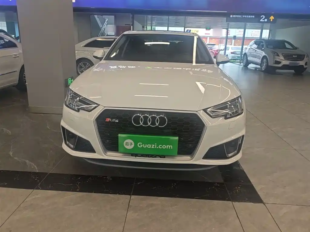Audi A4L 2019 40 TFSI Fashion VI