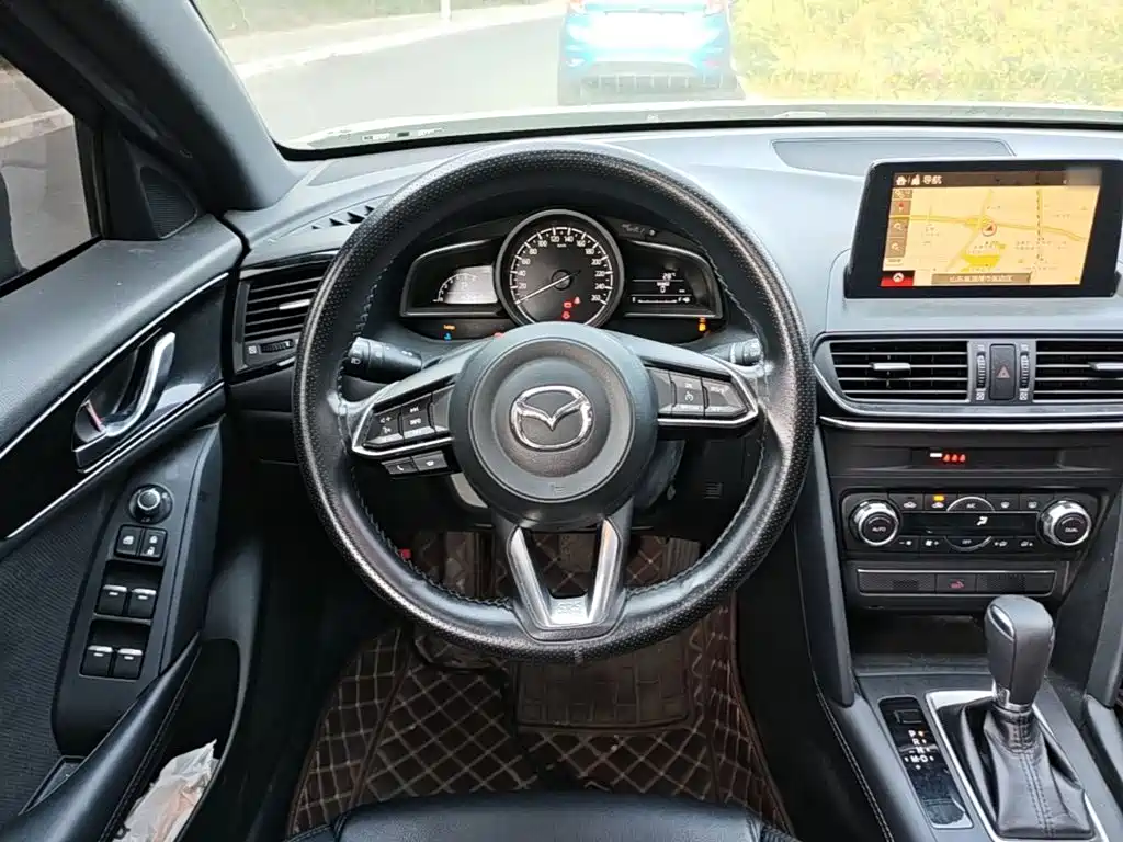 Mazda CX-4 — миниатюра 7