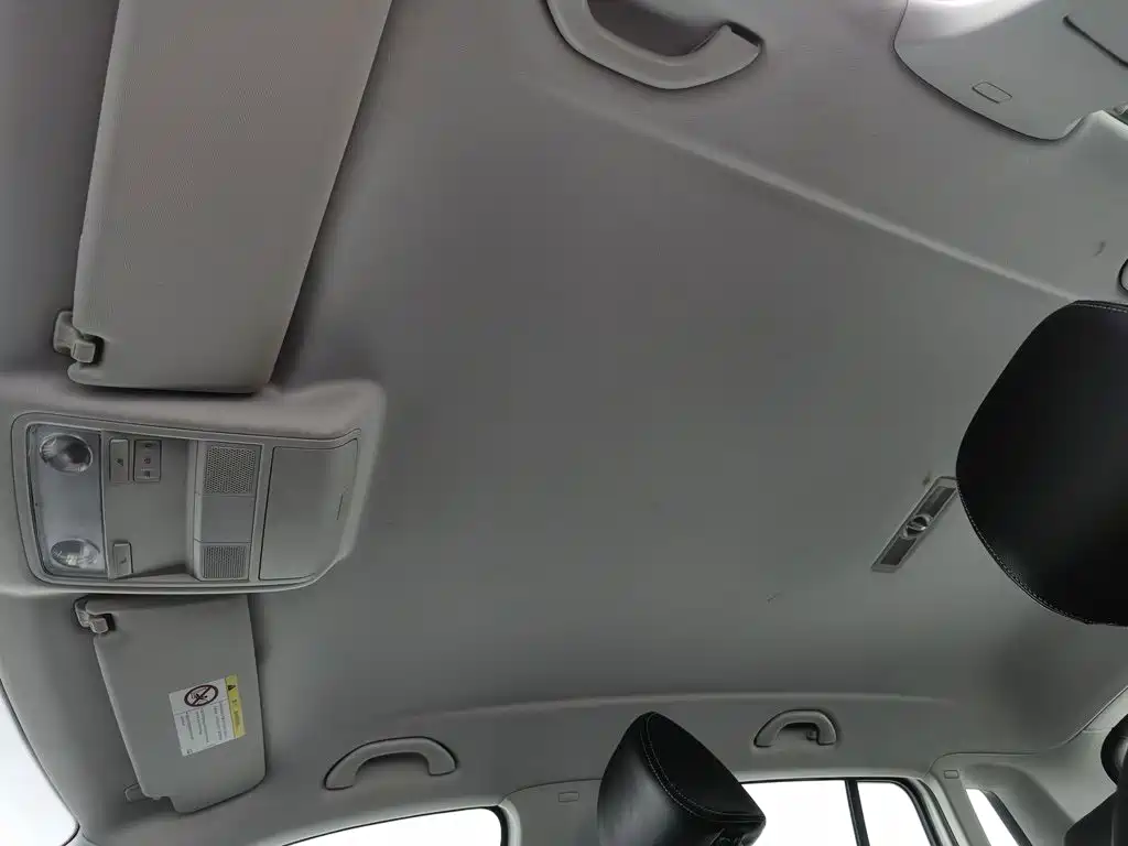 Volkswagen Tiguan — миниатюра 14