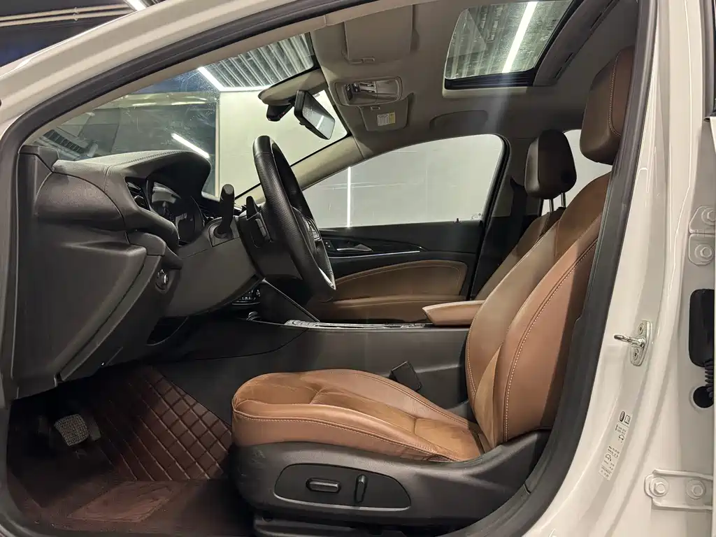 Buick Regal 2022 552T Smart