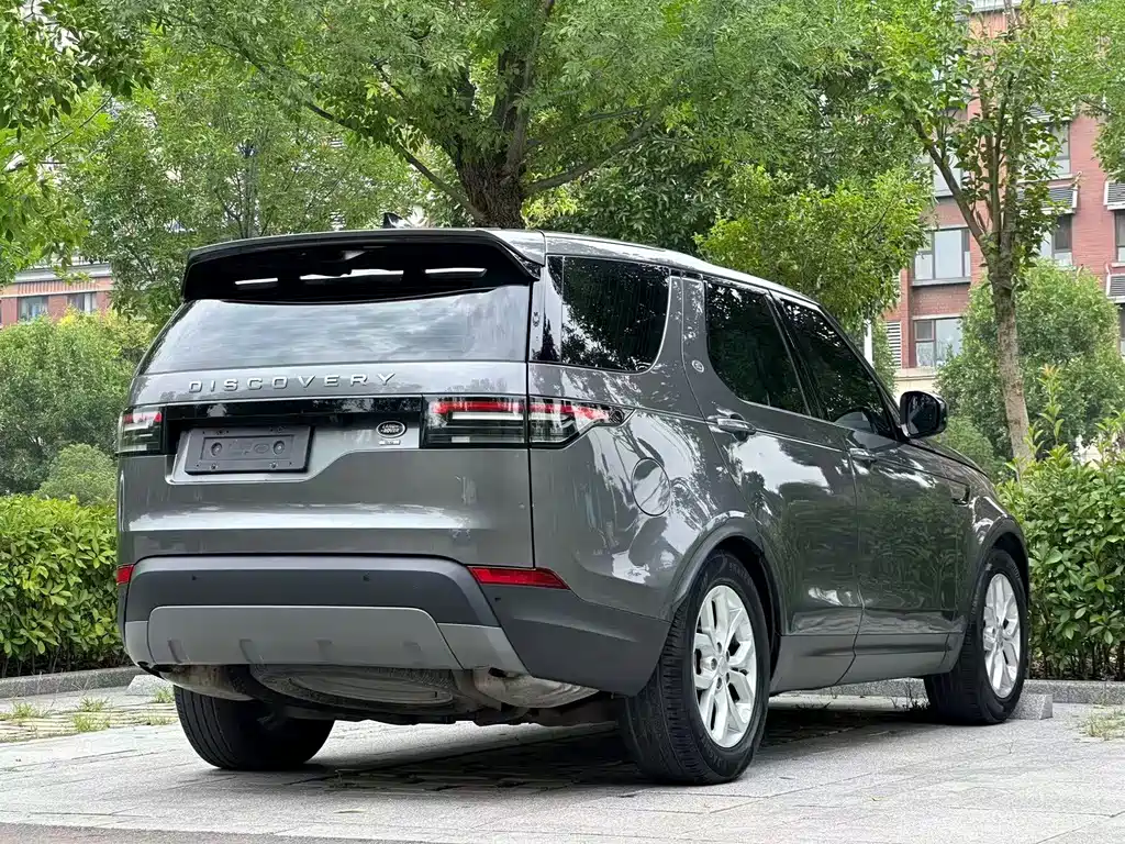 Land Rover Discovery — миниатюра 4