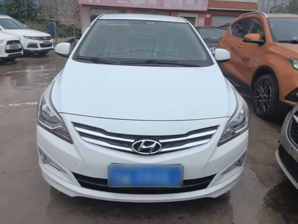 Hyundai Verna — миниатюра 3