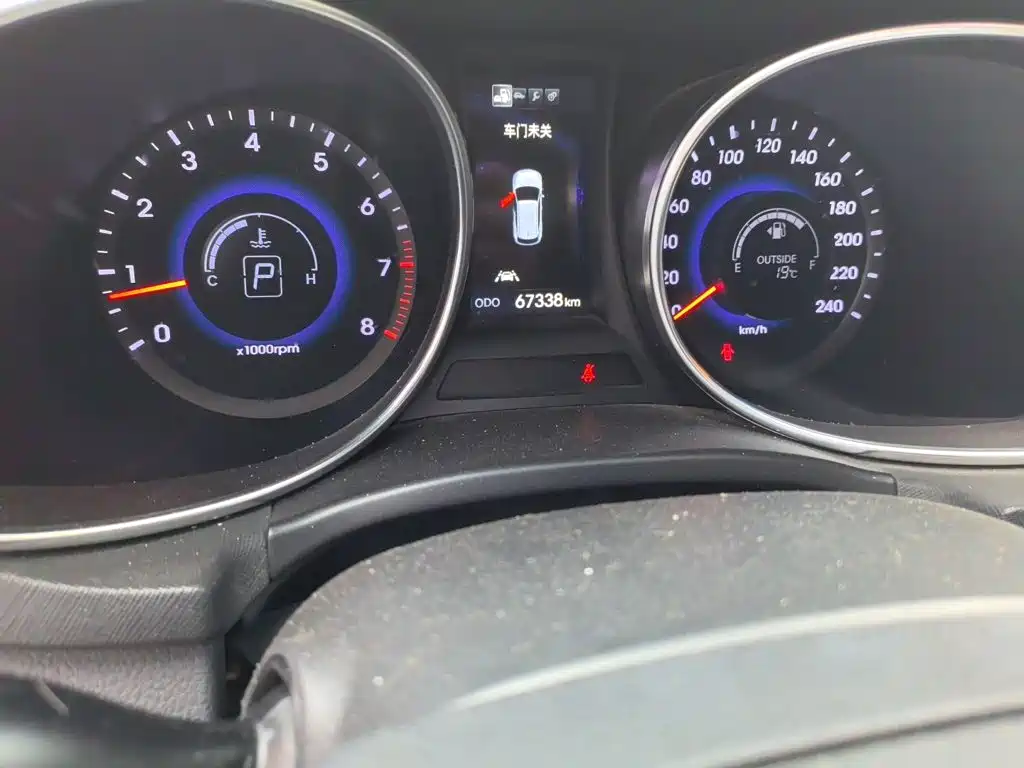 Hyundai Santa Fe — миниатюра 8