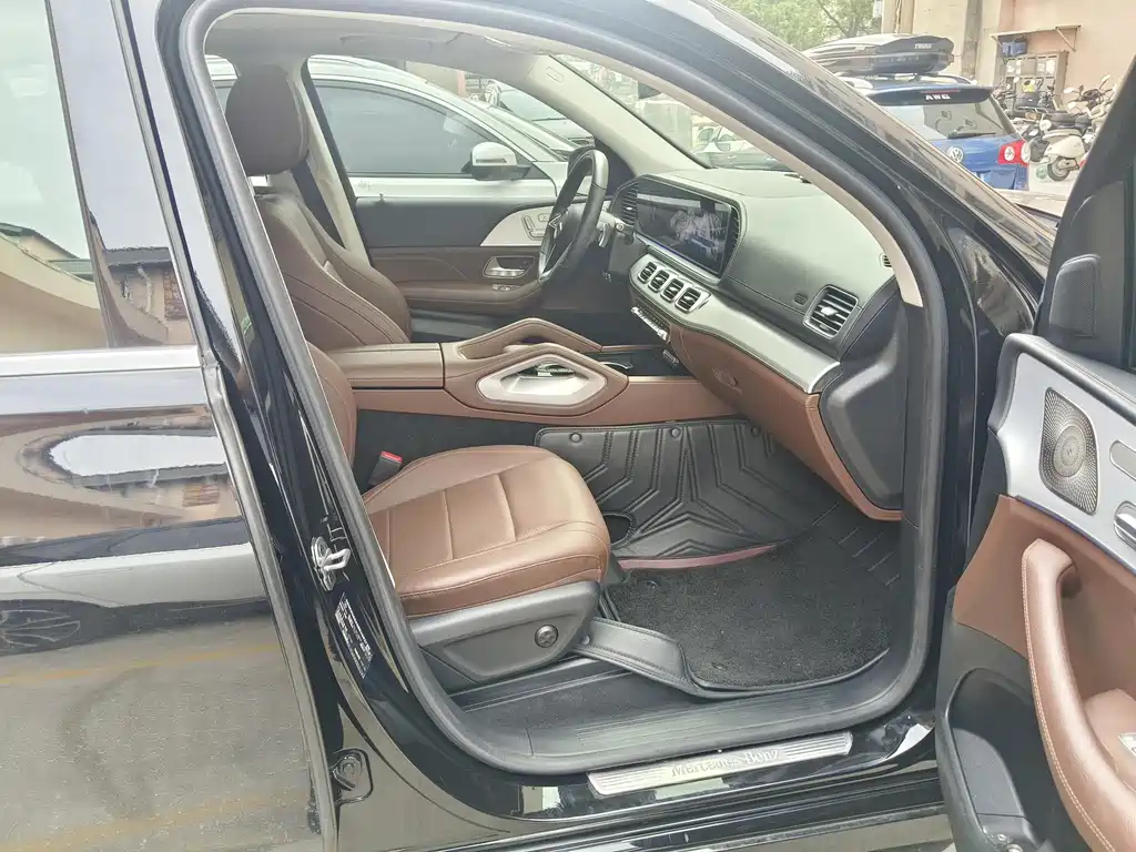 Mercedes-Benz GLE (Import) — миниатюра 3