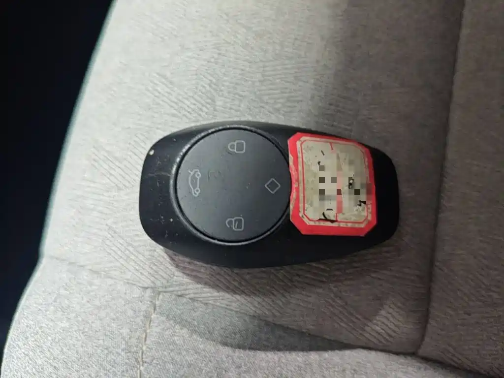 Leapmotor Leapmotor T03 — миниатюра 9