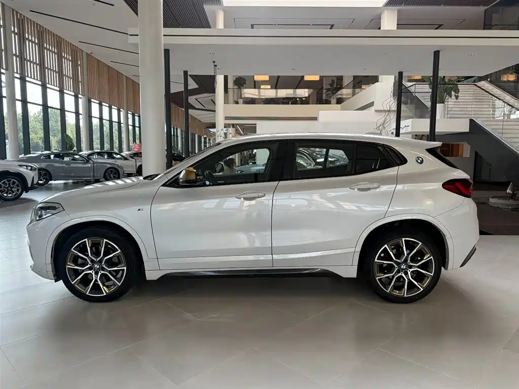 BMW X2 — миниатюра 13