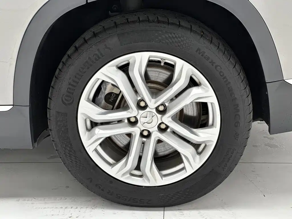 NIO ES8 — миниатюра 18