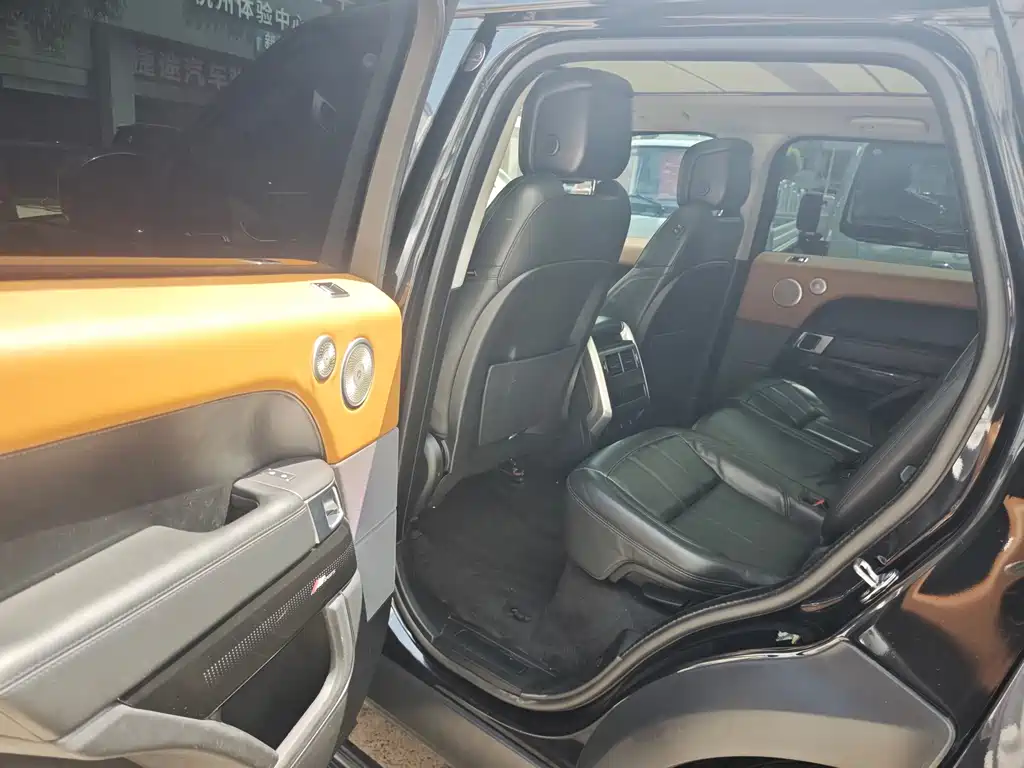 Land Rover Sport — миниатюра 9