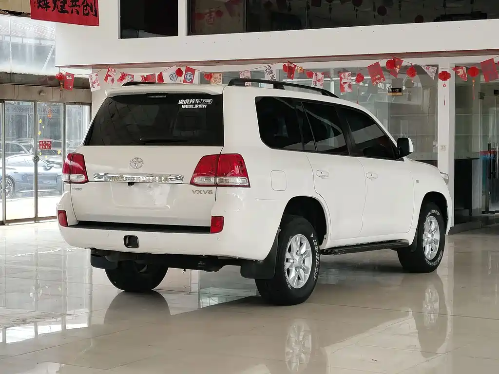 Toyota Land Cruiser — миниатюра 6
