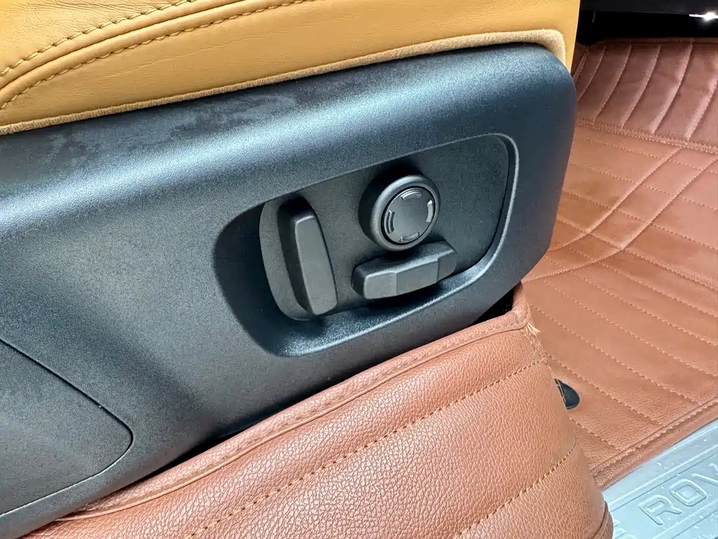 Land Rover Sport — миниатюра 17