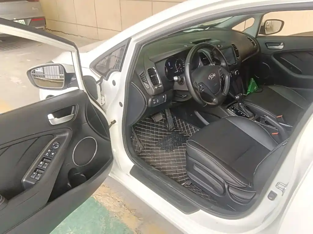 Kia K3 — миниатюра 16
