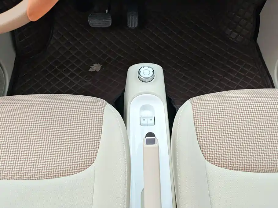 Wuling MINIEV — миниатюра 16