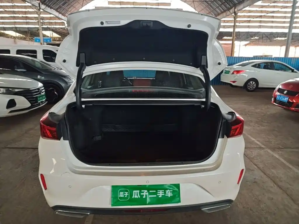 Changan Eado — миниатюра 15