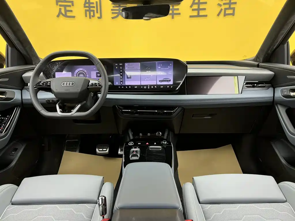 Audi Q6L e-tron — миниатюра 13