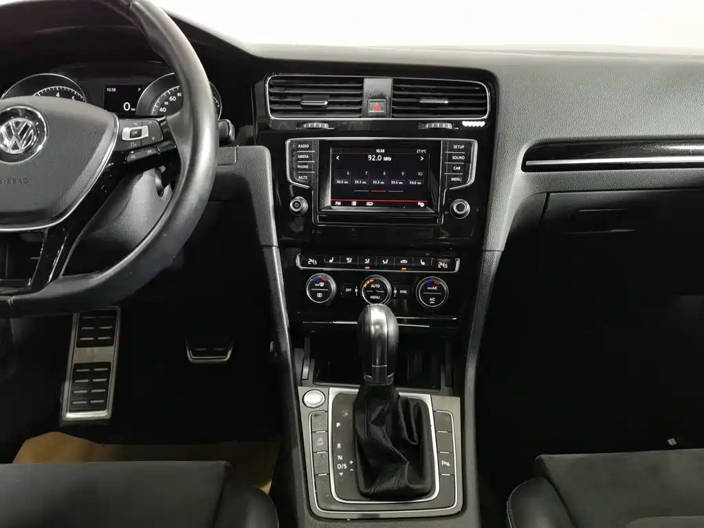 Volkswagen Golf — миниатюра 12
