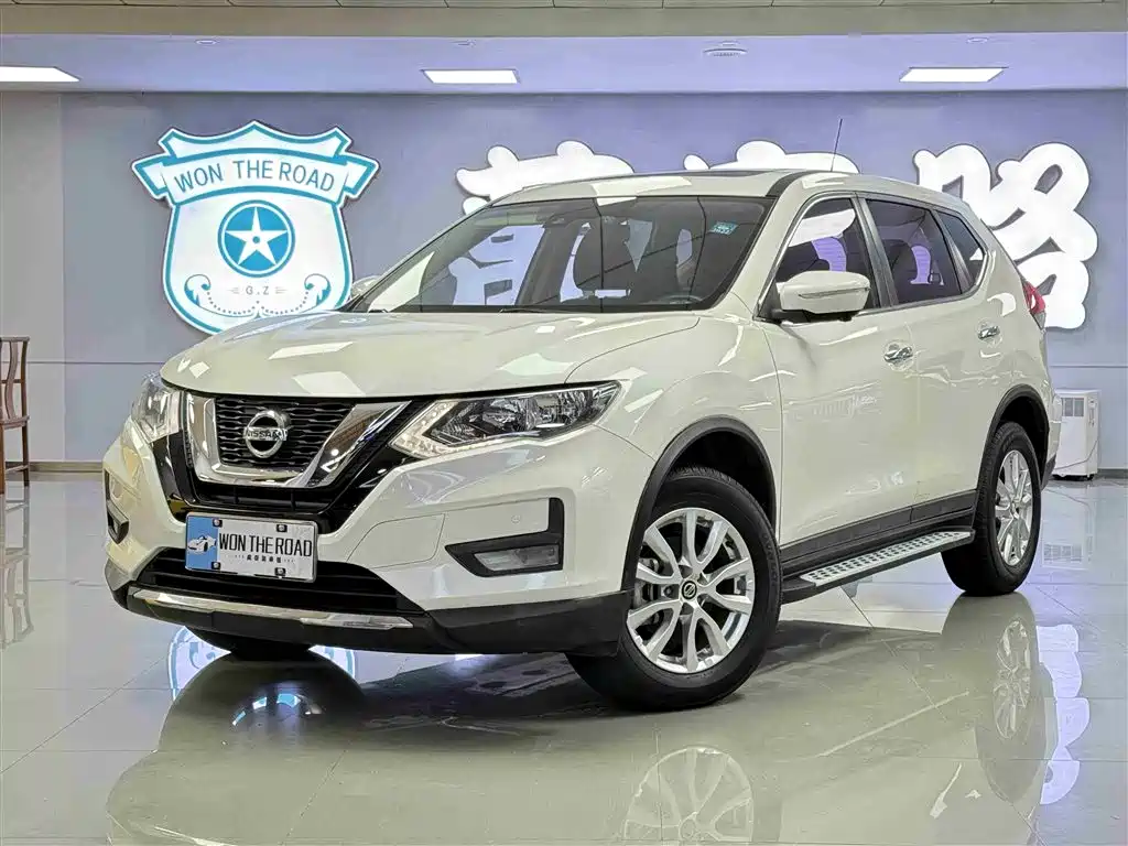 Купить Nissan X-Trail