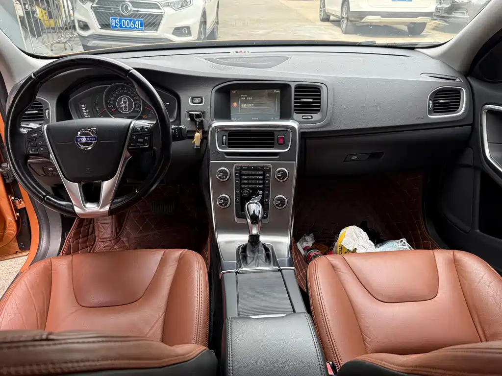 Volvo S60 — миниатюра 6
