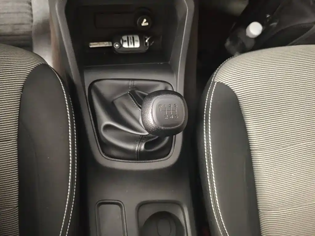 Wuling Hongguang — миниатюра 14