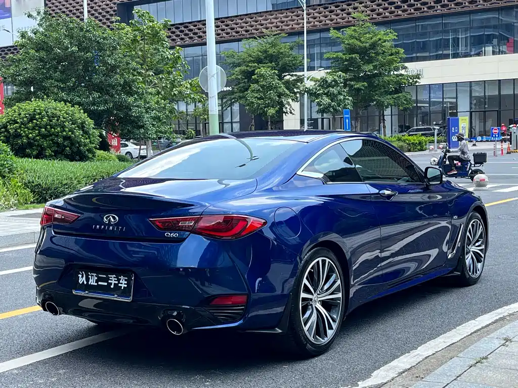 Infiniti Q60 2019 2.0T Luxury