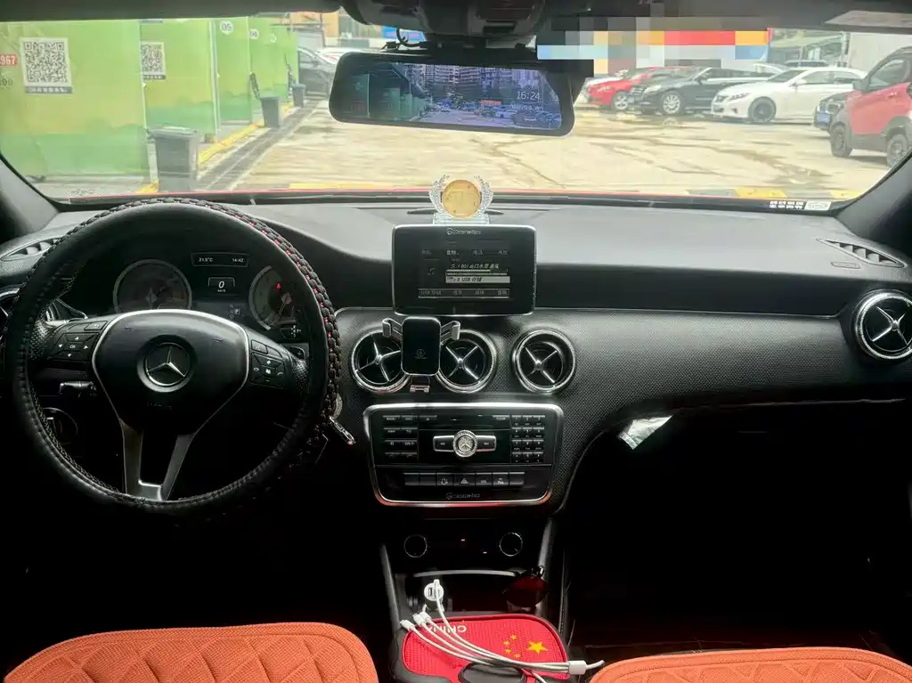 Mercedes-Benz A-Class (Import) — миниатюра 8