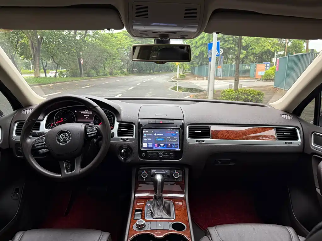 Volkswagen Touareg 2014 3.0TSI