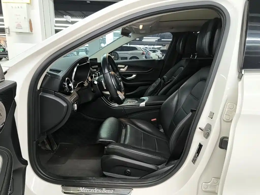 Mercedes-Benz C-Class — миниатюра 15
