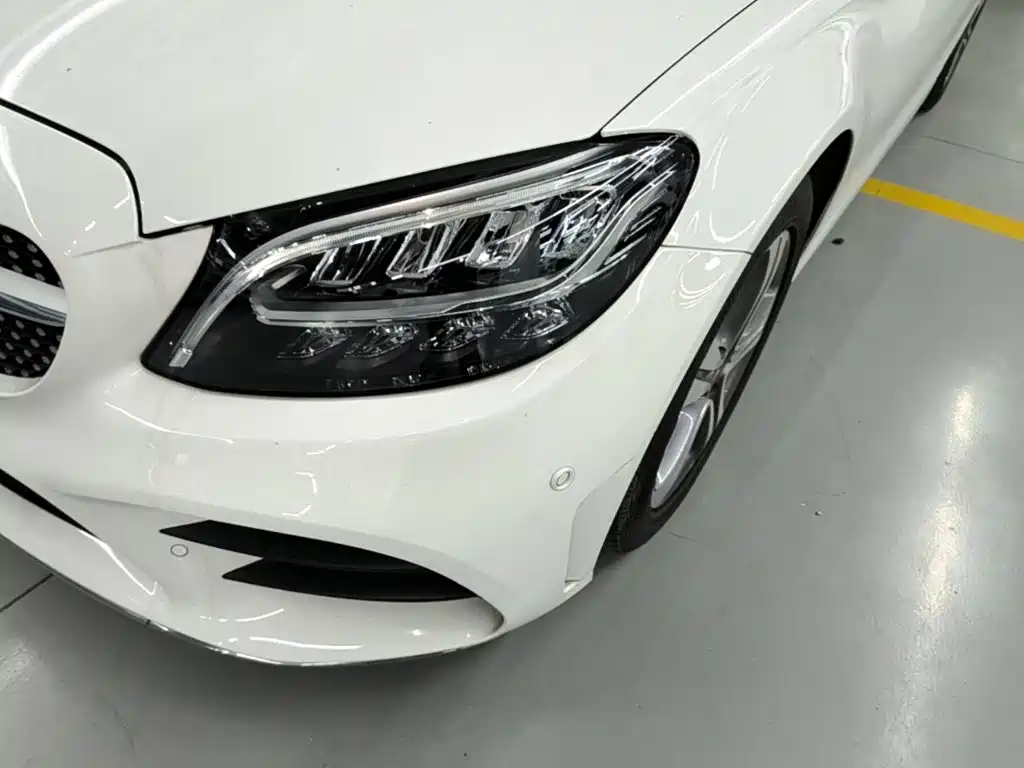 Mercedes-Benz C-Class — миниатюра 24