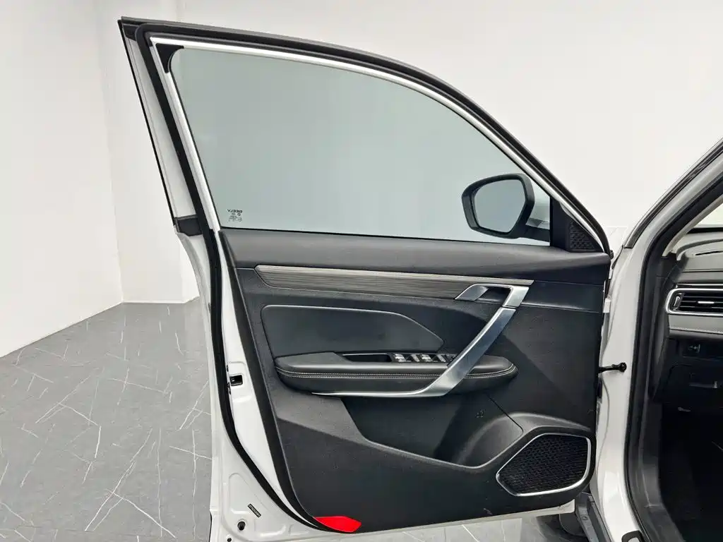 Geely Boyue — миниатюра 12