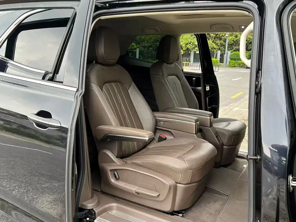 Volkswagen Viloran 2020 330TSI Luxury