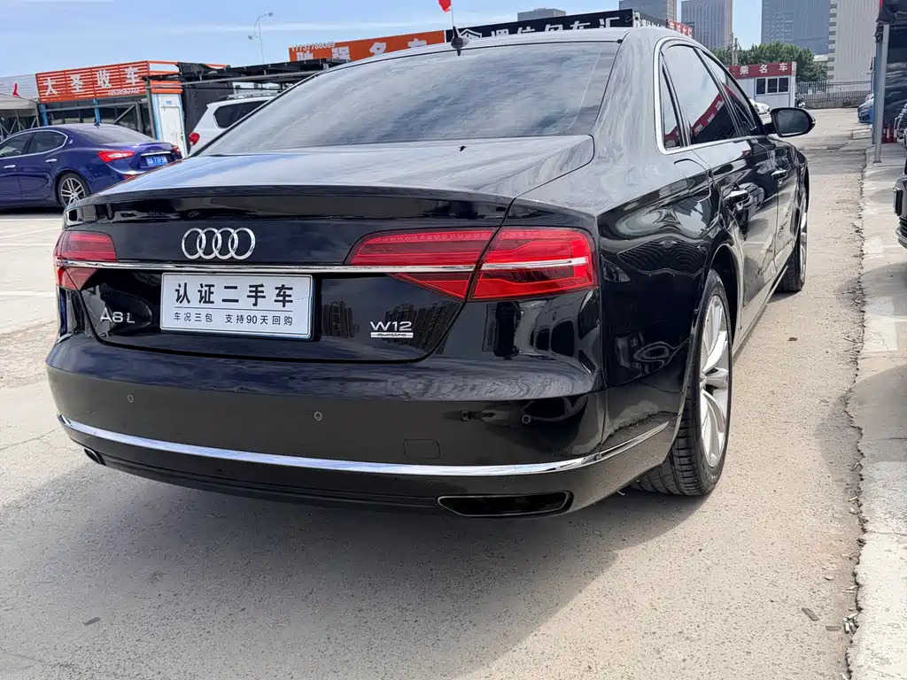 Audi A8 — миниатюра 6