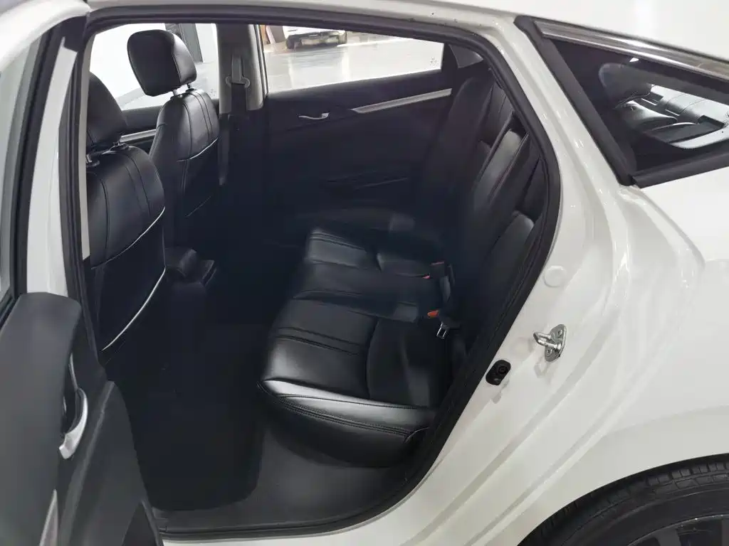 Honda Civic — миниатюра 15