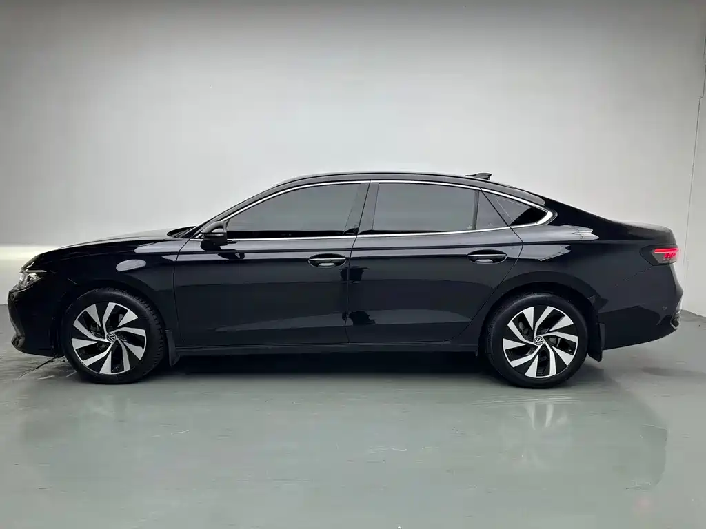 Volkswagen Passat — миниатюра 3