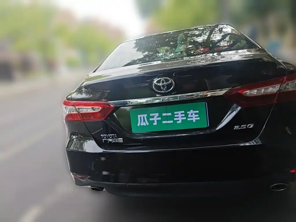 Toyota Camry — миниатюра 23