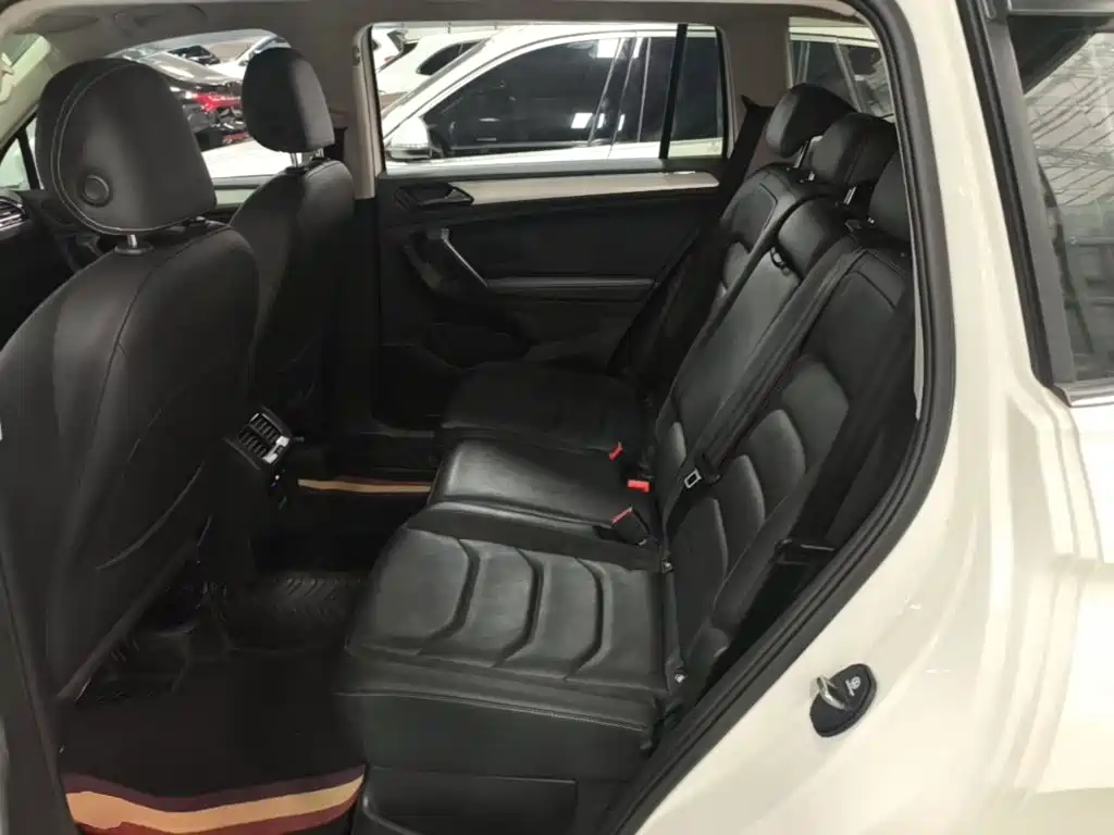 Volkswagen Tiguan L — миниатюра 17