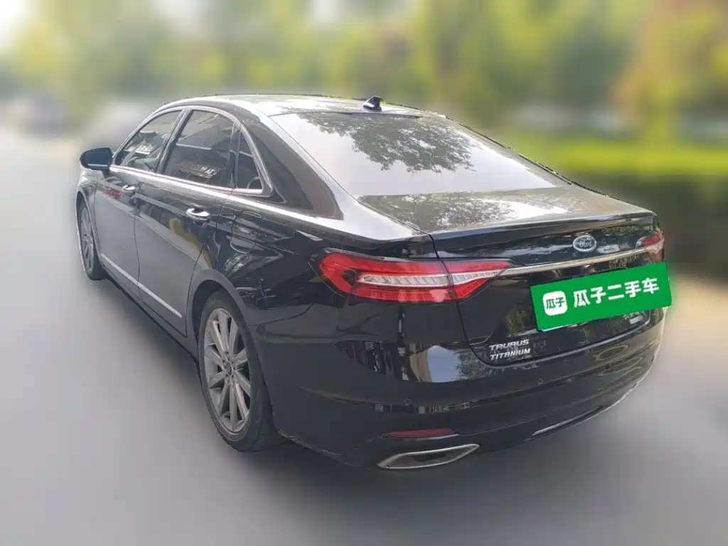 Ford Taurus — миниатюра 25