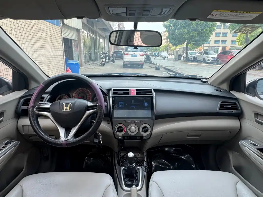 Honda City Classic — миниатюра 9